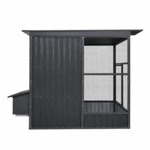 Medium chicken coop insulated roof side view
